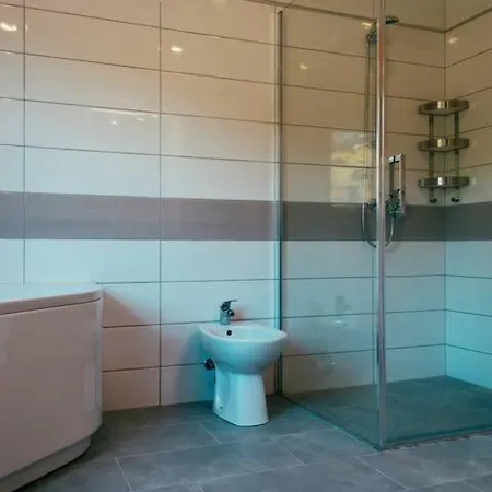 Villa La Casa De Papel Buje